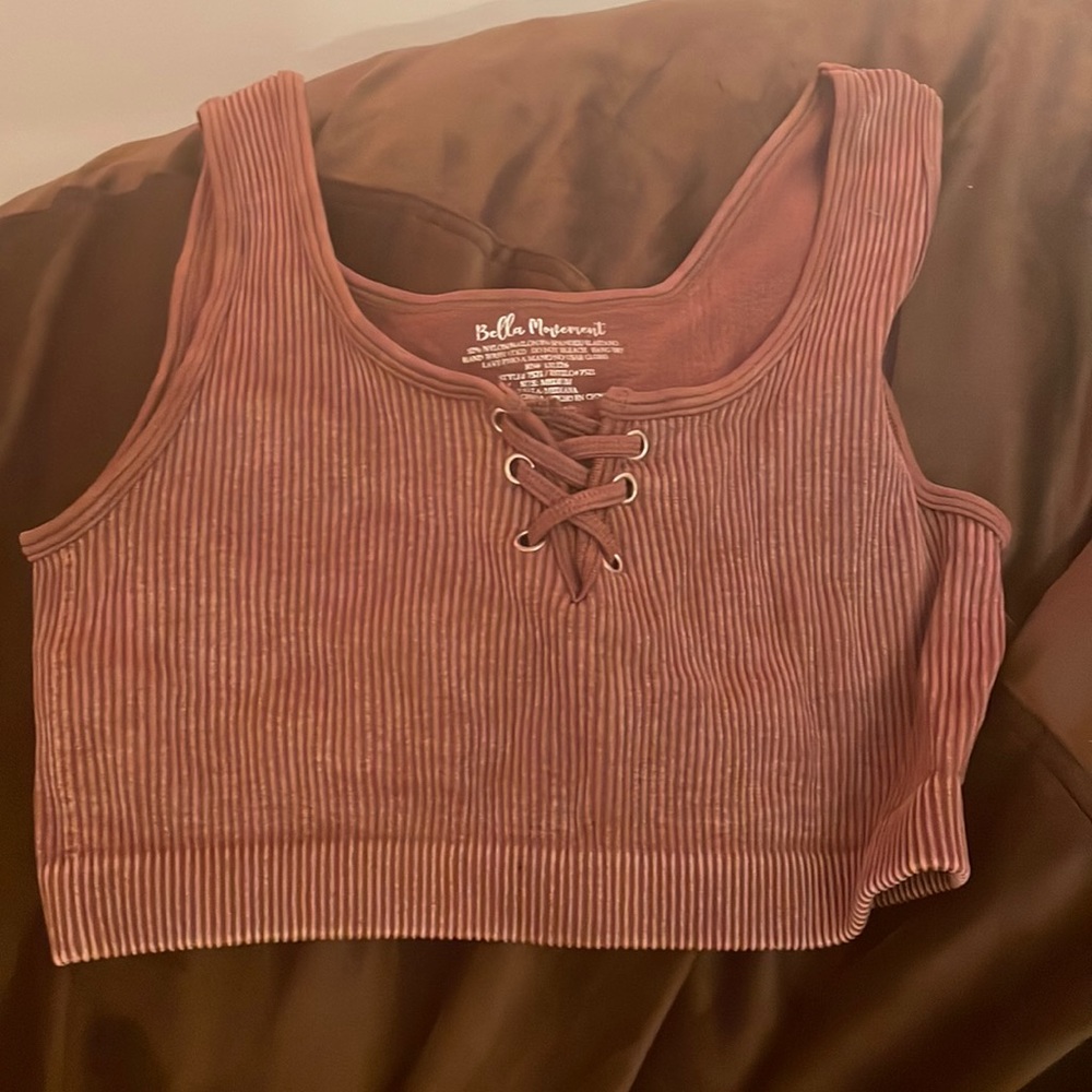 Brown cropped tank